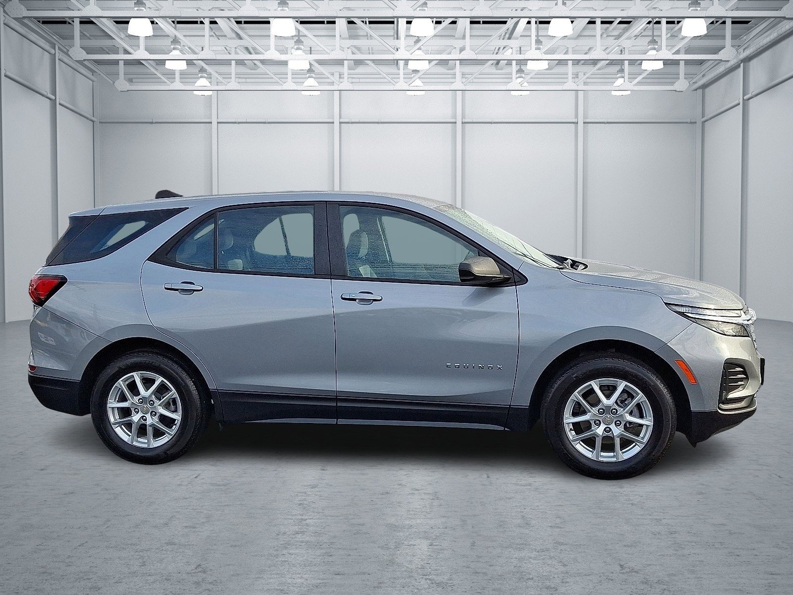 2024 Chevrolet Equinox LS - Photo 7