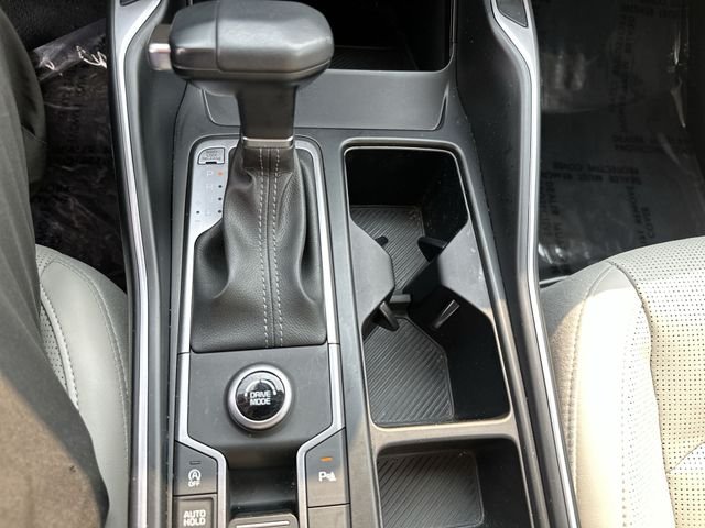 Used 2025 Black Kia EX image 24