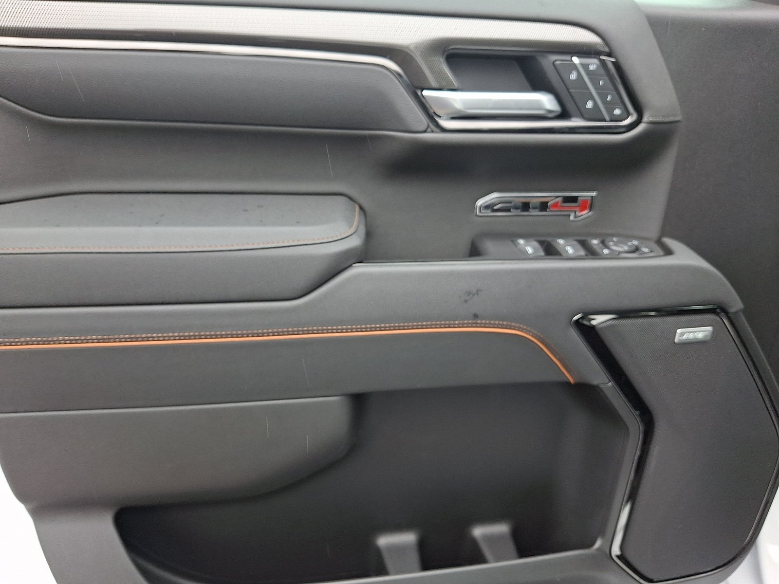 2026 GMC Sierra 1500 AT4 - Photo 11