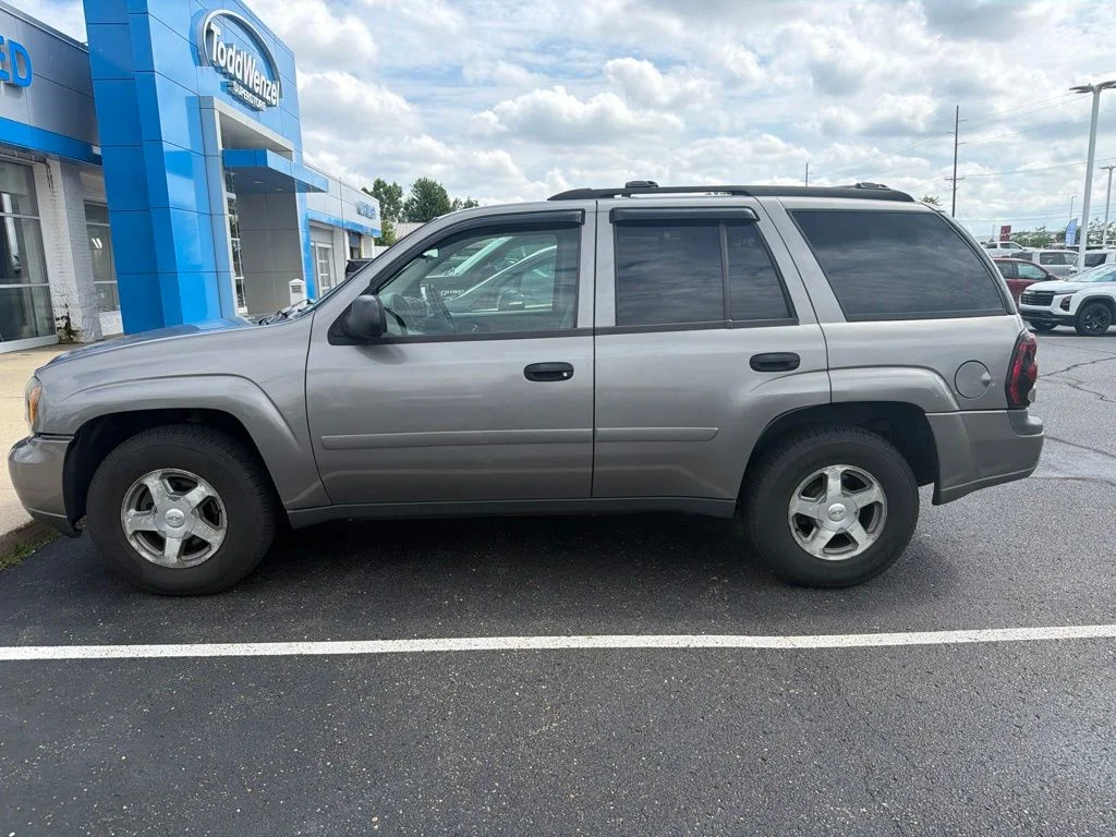 Used 2006 Gray Chevrolet LS image 5