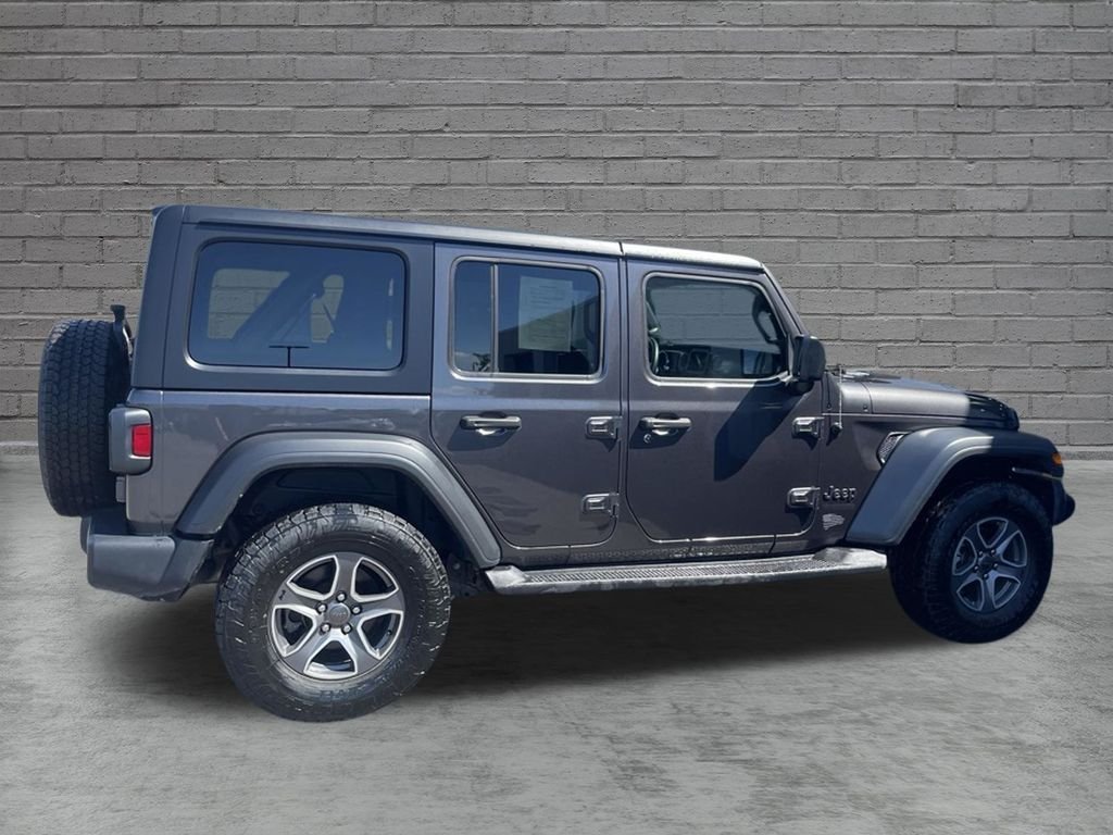 Used 2022 Gray Jeep Unlimited Sport S image 10