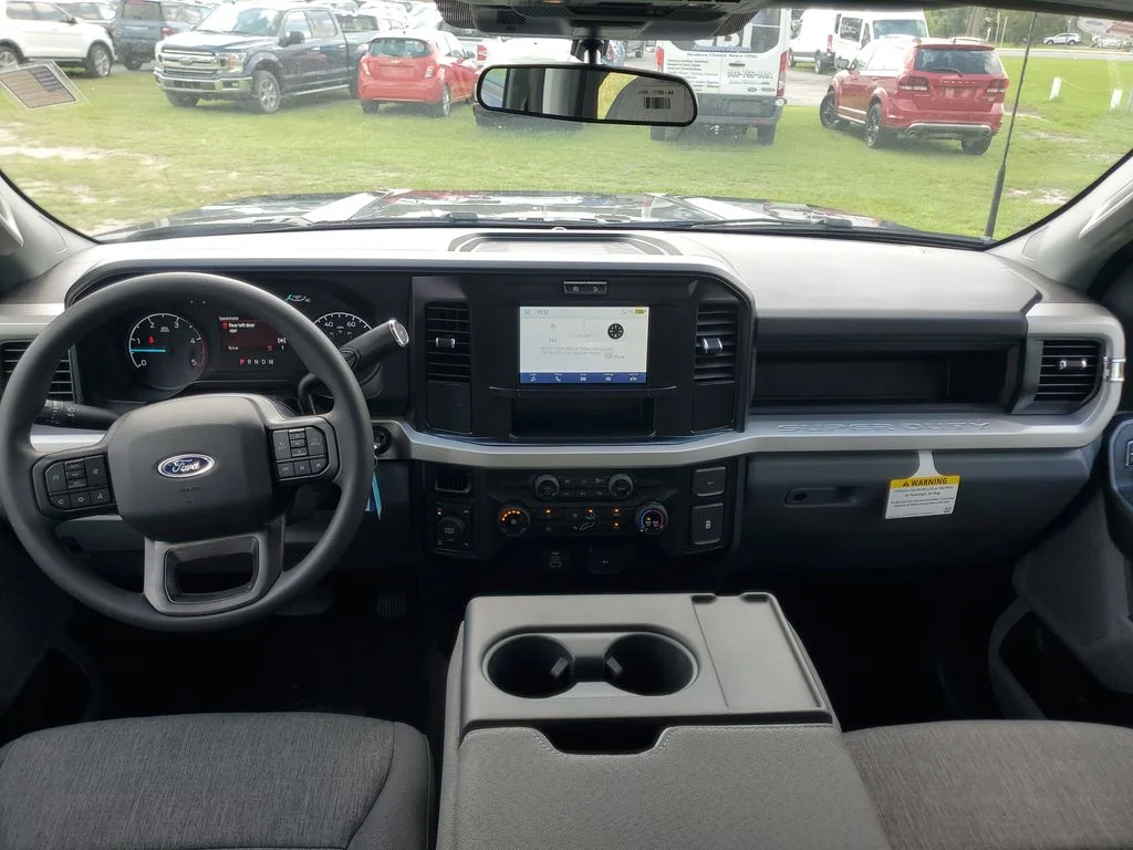 2025 Ford F-250 Super Duty XL - Photo 23