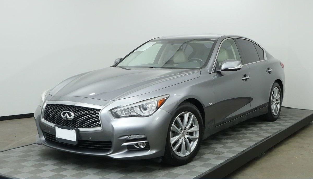 Used 2014 Gray INFINITI Premium image 3