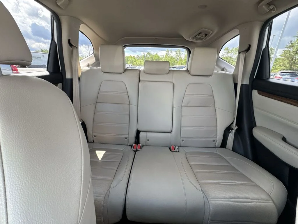 Used 2021  Honda EX-L image 13