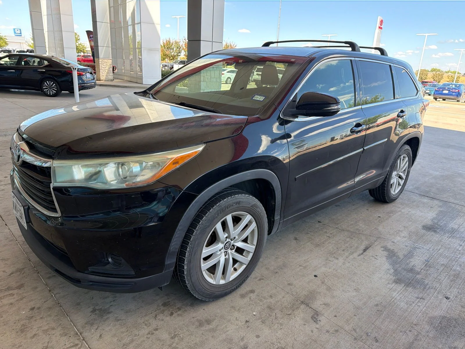 Used 2016 Black Toyota LE image 1