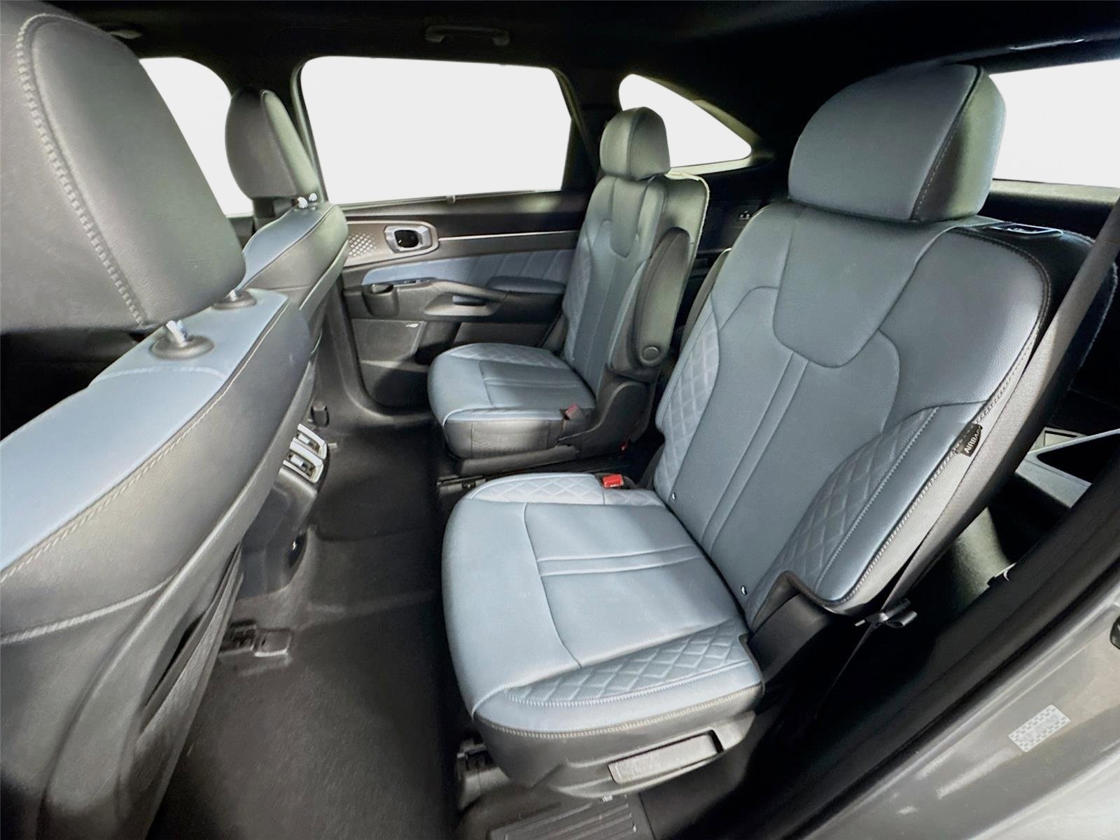Used 2025 Steel Gray Kia SX Prestige image 24
