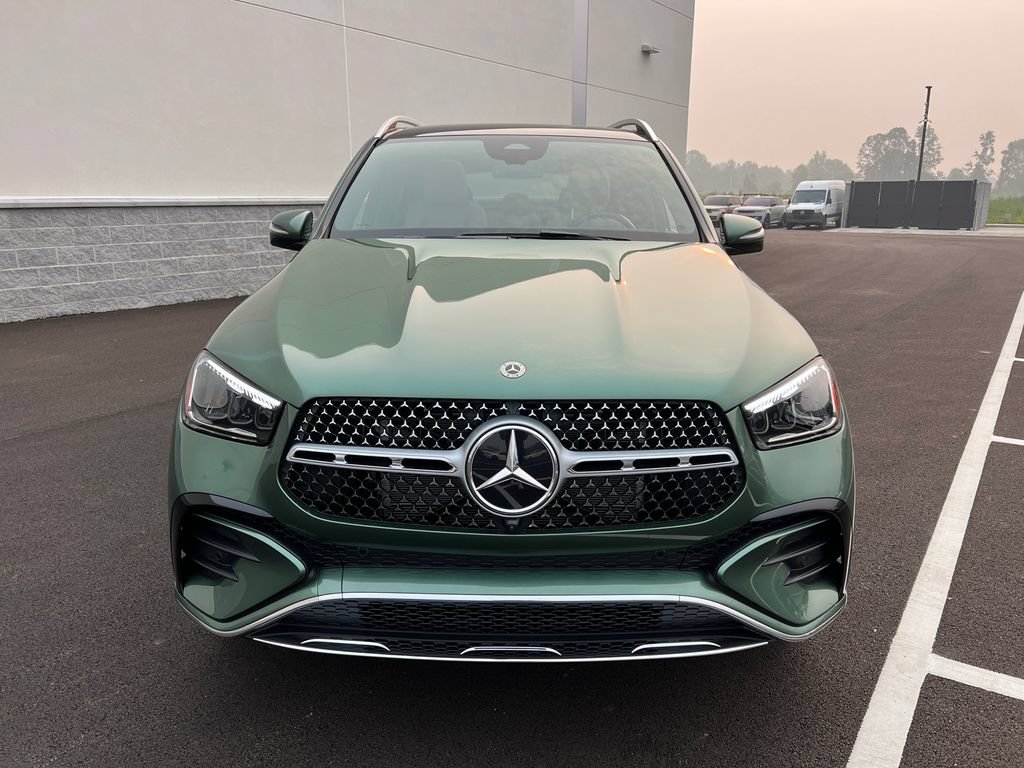 New 2026 MANUFAKTUR Ireland Mid Green Metallic Mercedes-Benz GLE 350 image 41