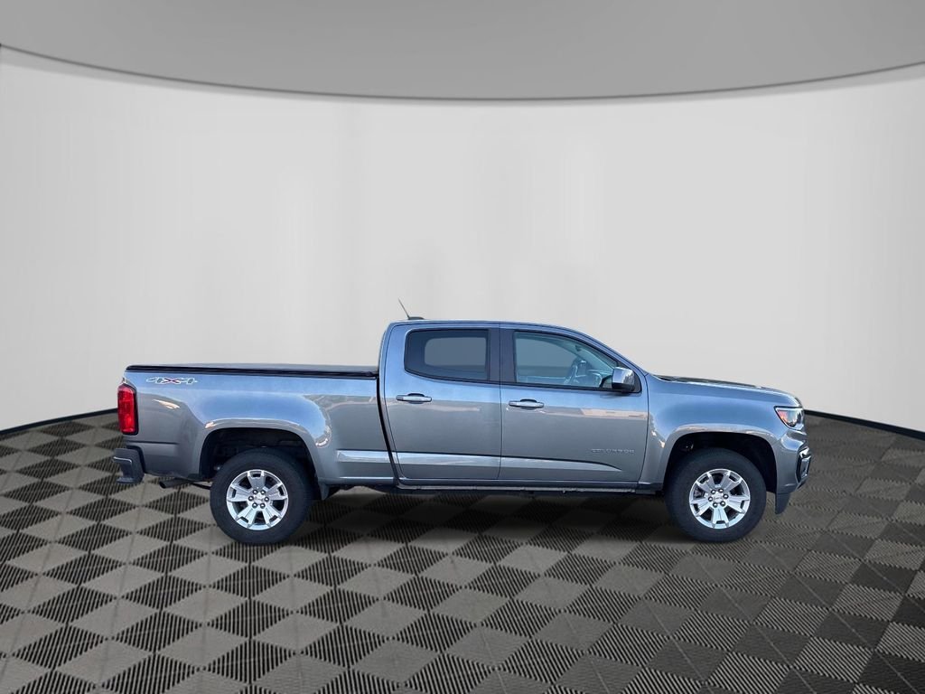 Used 2021 Gray Chevrolet LT image 9