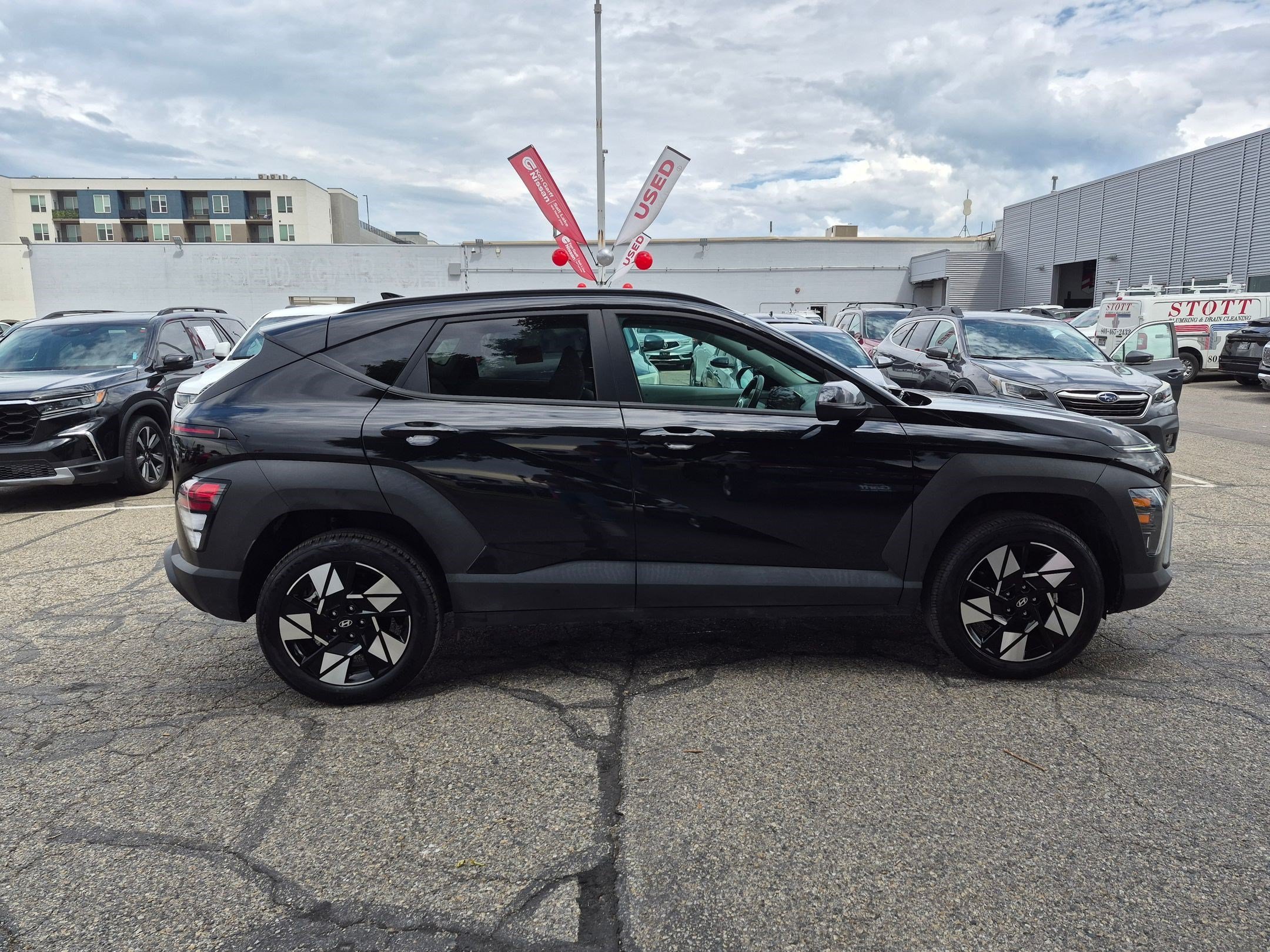 Used 2024 Abyss Black Pearl Hyundai SEL image 2