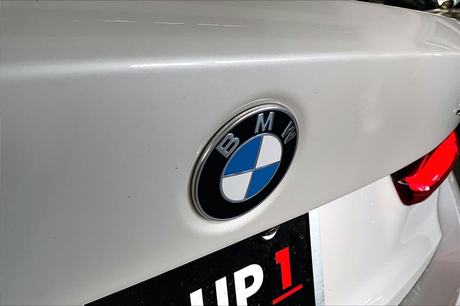Used 2025 Mineral White Metallic BMW 330i image 30