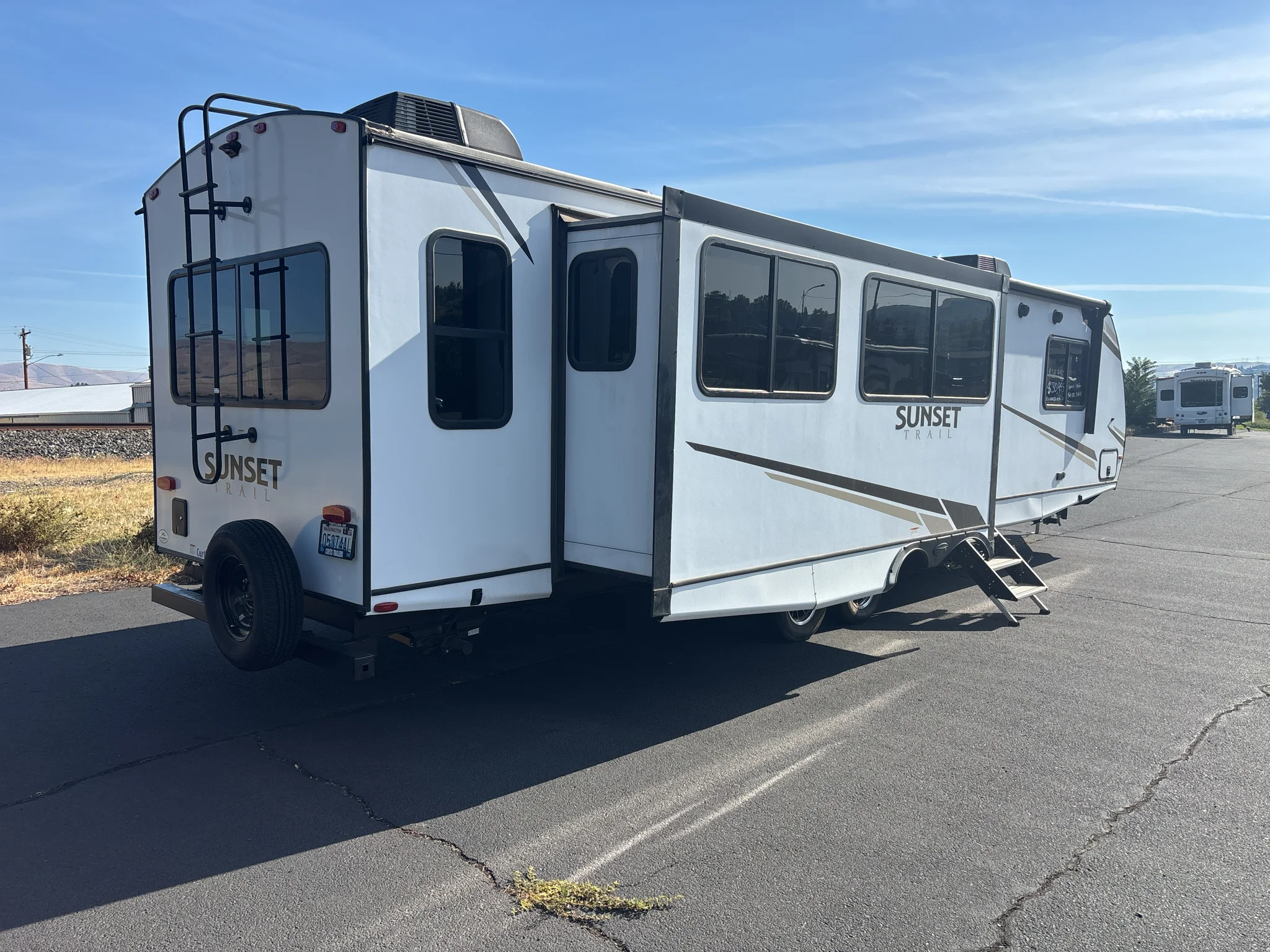 Used 2022  CROSSROADS SUNSET TRAIL SUPER LITE image 7