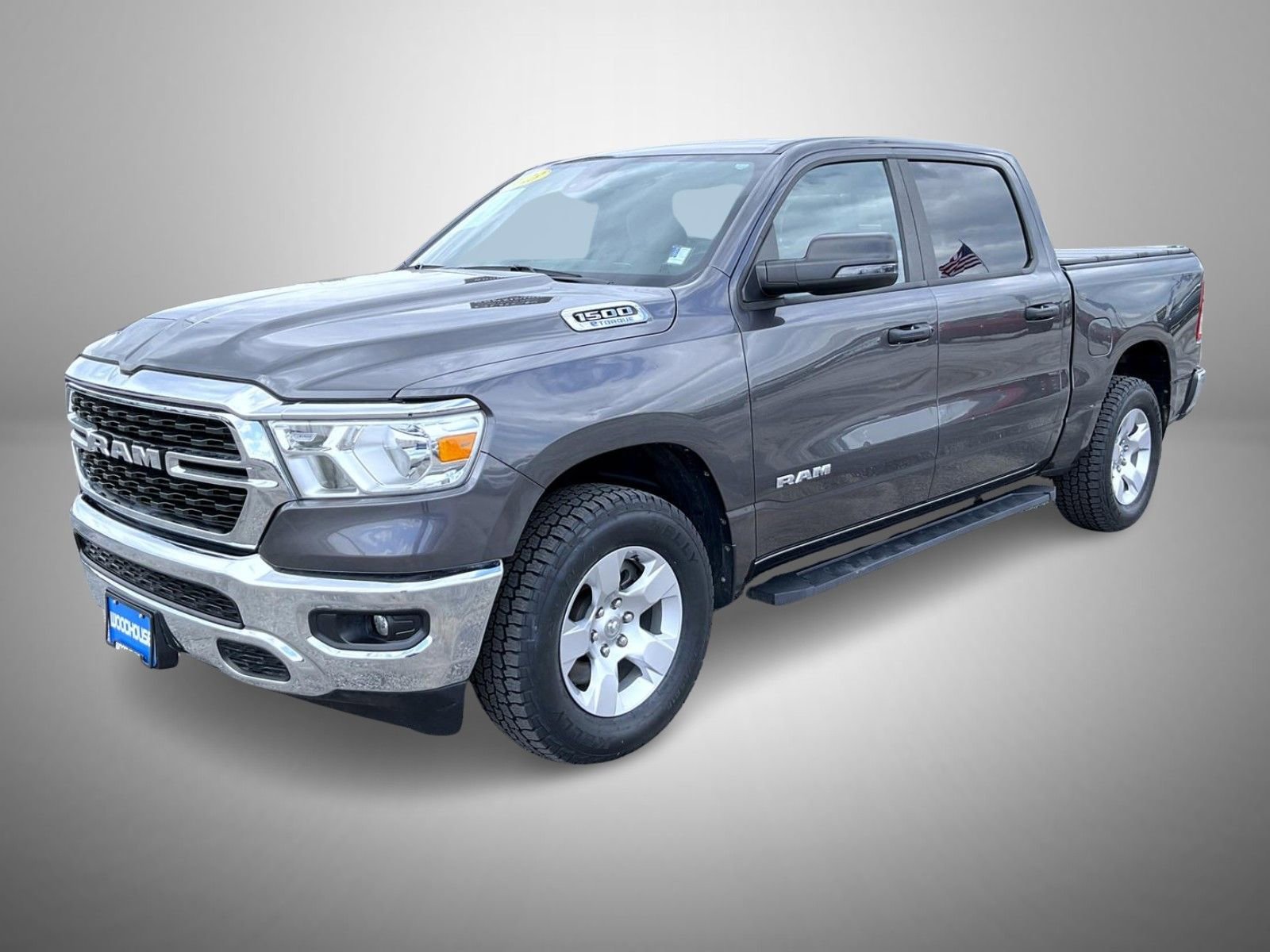 2023 RAM 1500 Big Horn/Lone Star 4x4 Crew Cab 5'7's photo