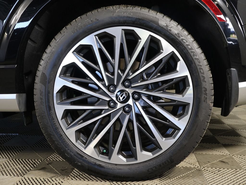Certified Used 2026 Black Hyundai Calligraphy image 26