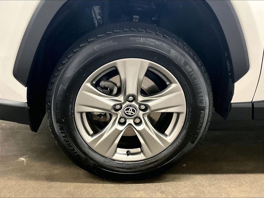Used 2024 White Toyota XLE image 7