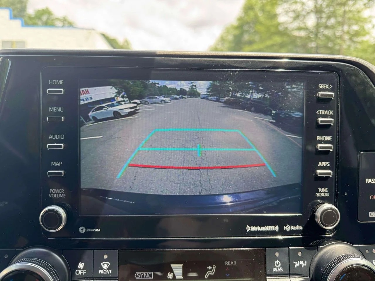 Used 2020 Midnight Black Metallic Toyota XLE image 34