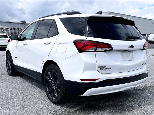 Used 2024 Summit White Chevrolet RS image 7