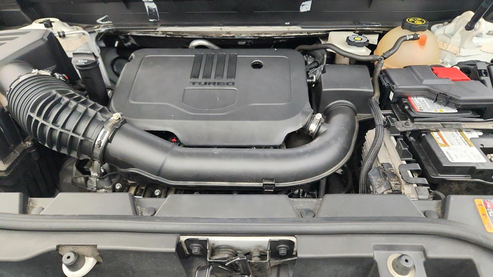 Used 2022 Summit White GMC SLE image 38
