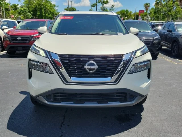 Certified Used 2023 White Nissan SL image 2