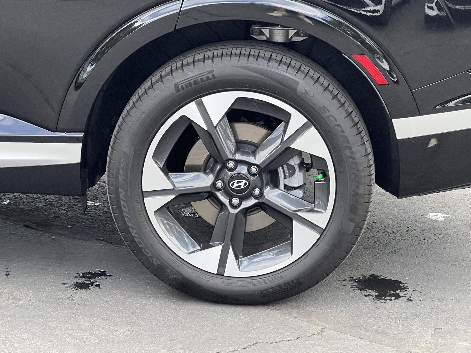2026 Hyundai Palisade Limited - Photo 8