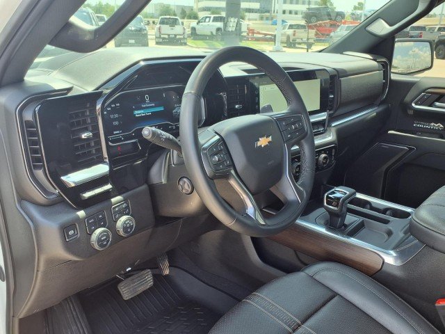 Certified Used 2024 Iridescent Pearl Tricoat Chevrolet High Country image 11