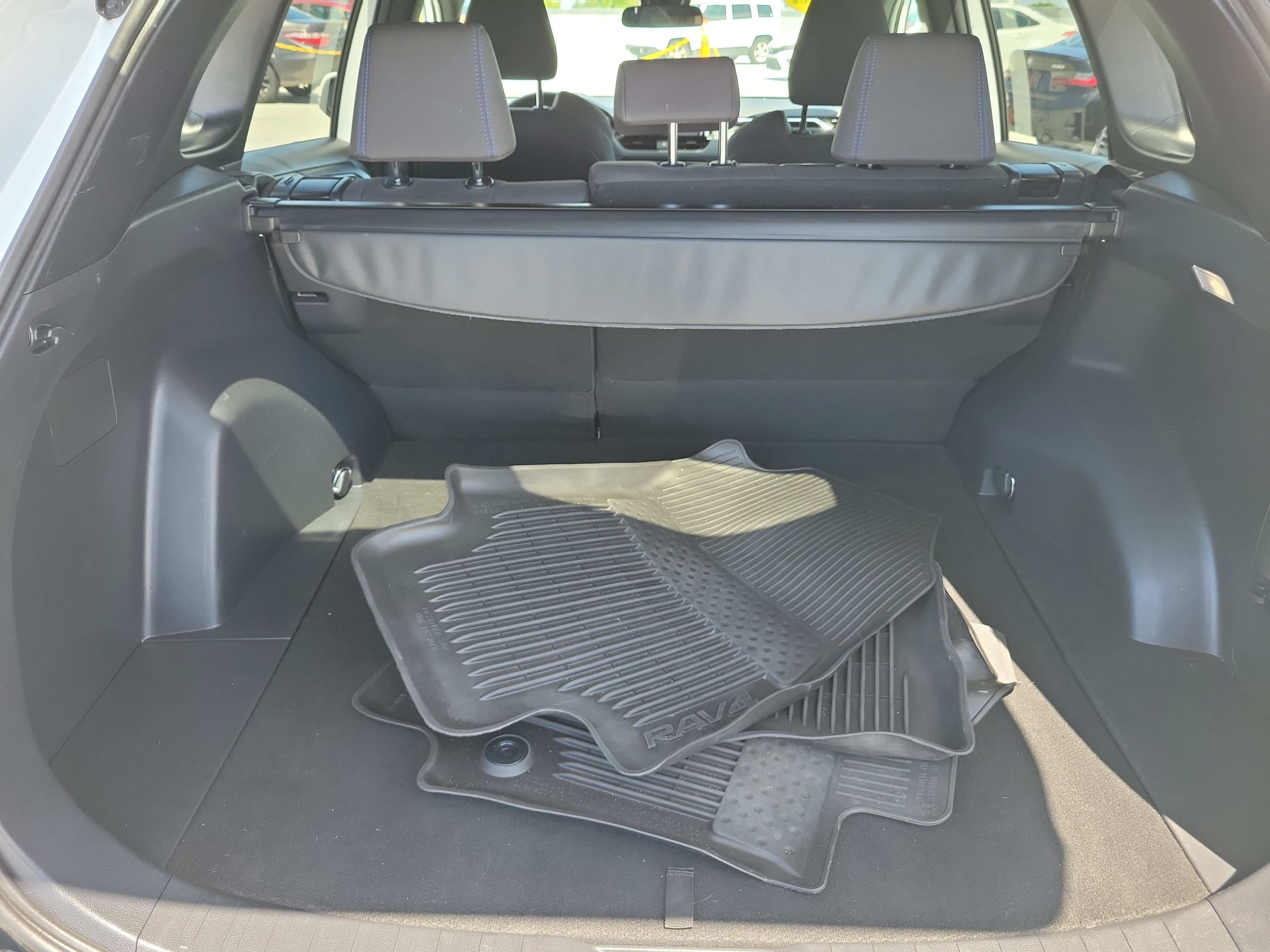 Certified Used 2024 Pearl Toyota Hybrid SE image 10