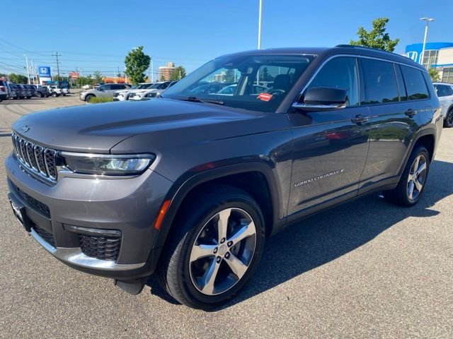 Used 2021 Gray Metallic Jeep Limited image 8