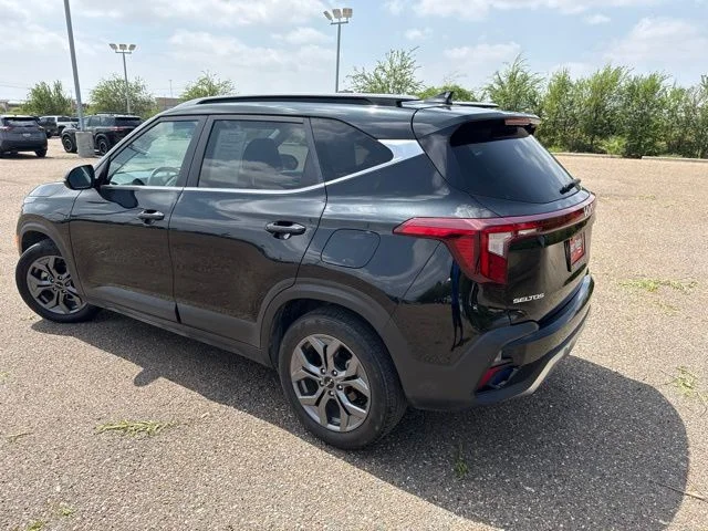 Used 2024 Black Kia S image 5