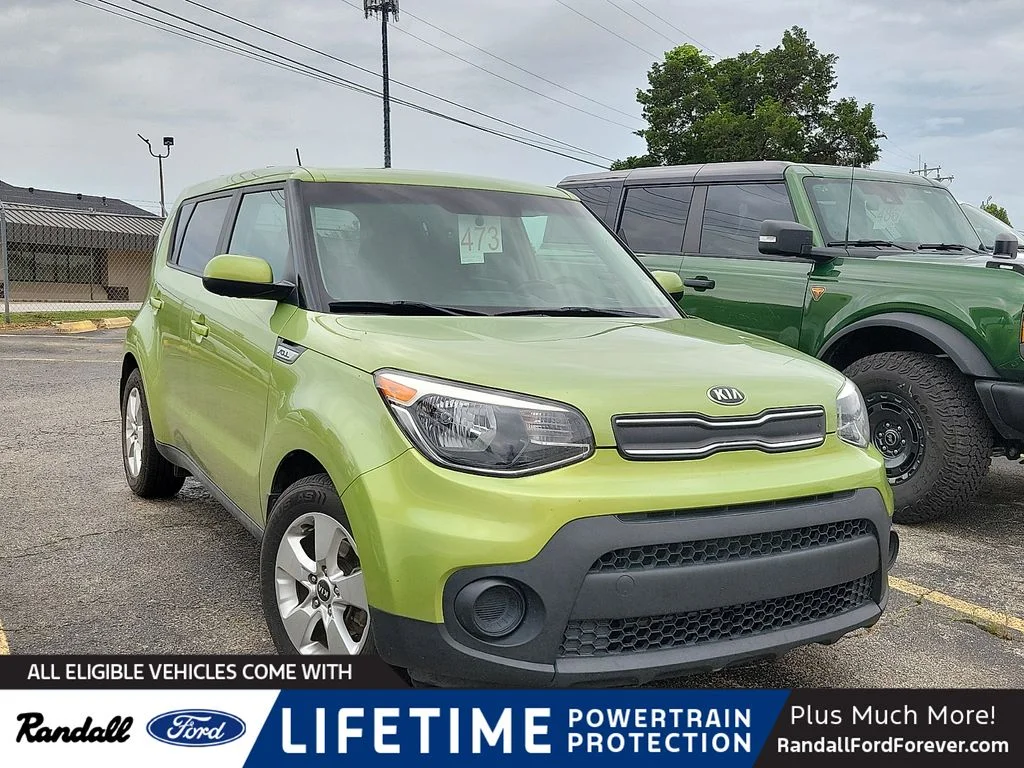 2017 Kia Soul 1.6L Base 6 A/T's photo