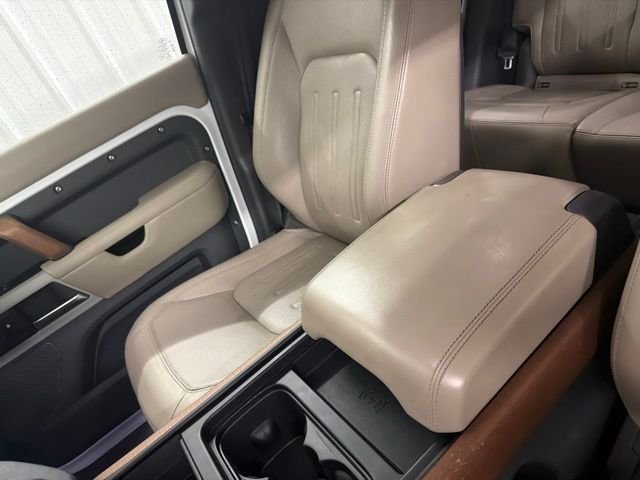 Used 2020 Fuji White Land Rover HSE image 34