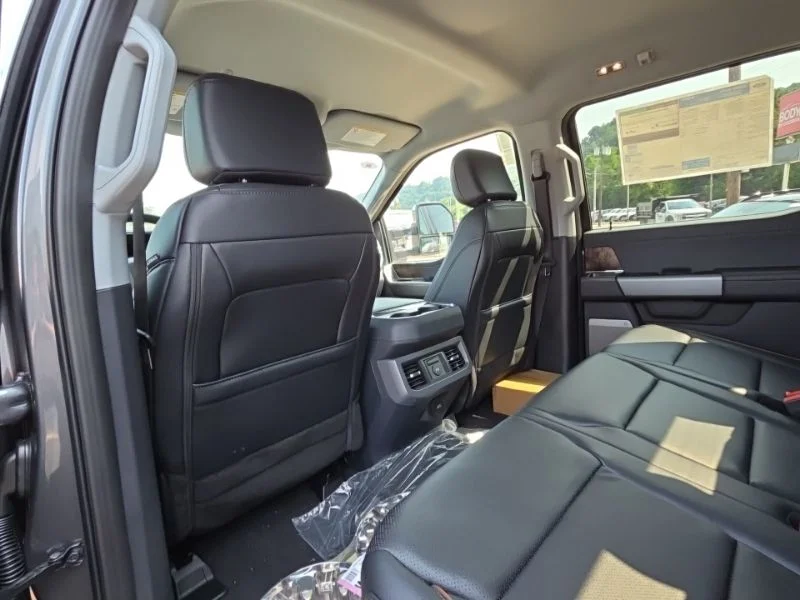 New 2026 Gray Ford Lariat image 23
