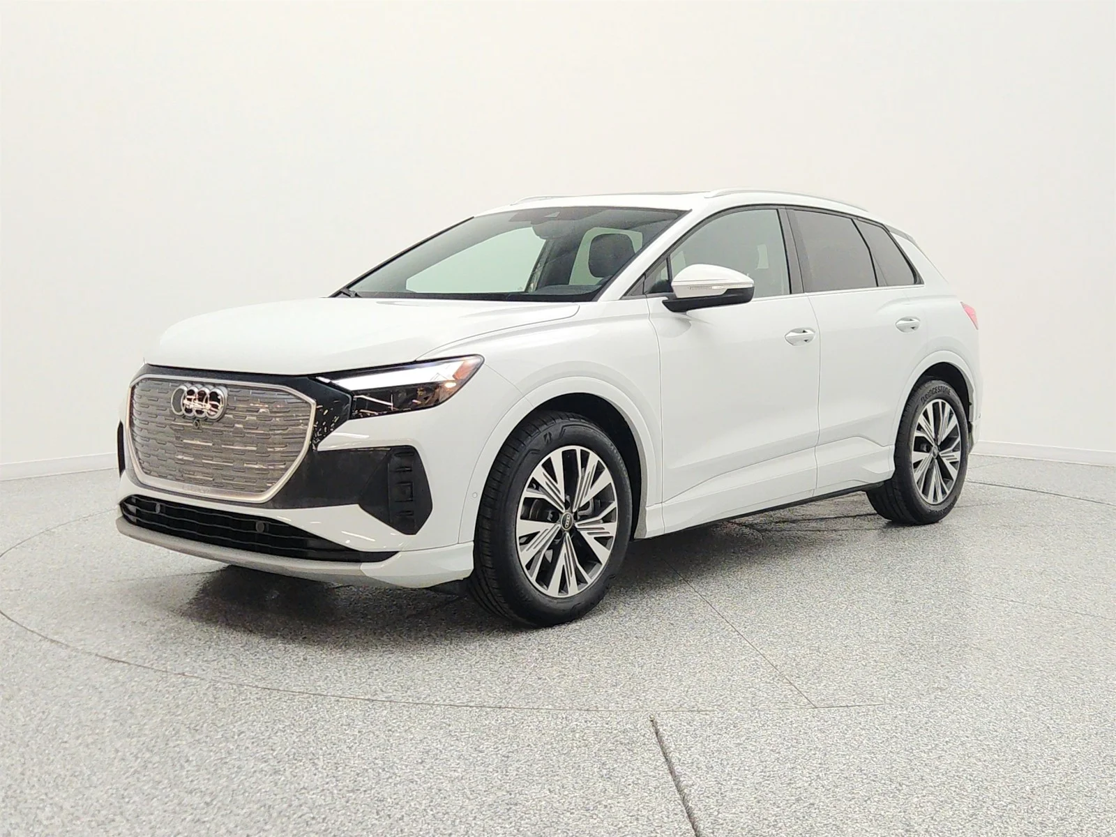 2023 Audi Q4 e-tron 40 Premium Plus's photo