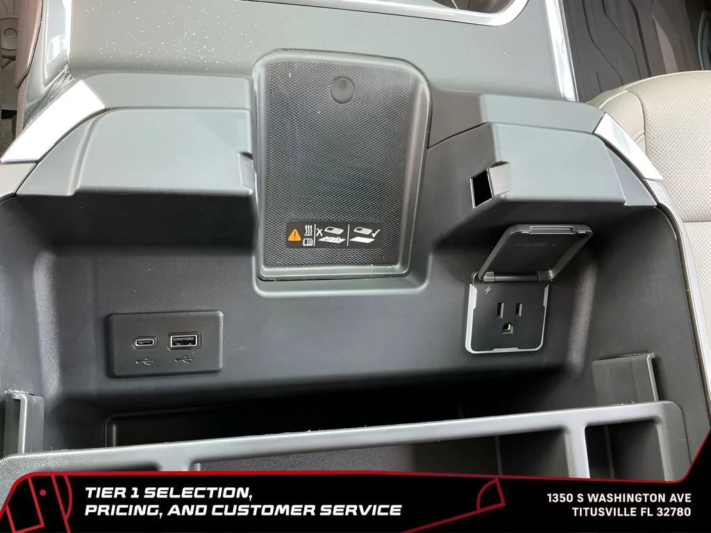 New 2026 Summit White GMC SLT image 36