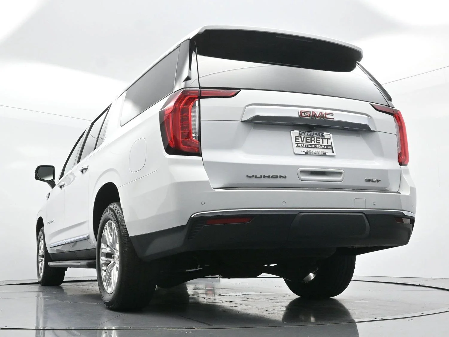 Used 2022 SUMMIT WHITE GMC SLT image 54