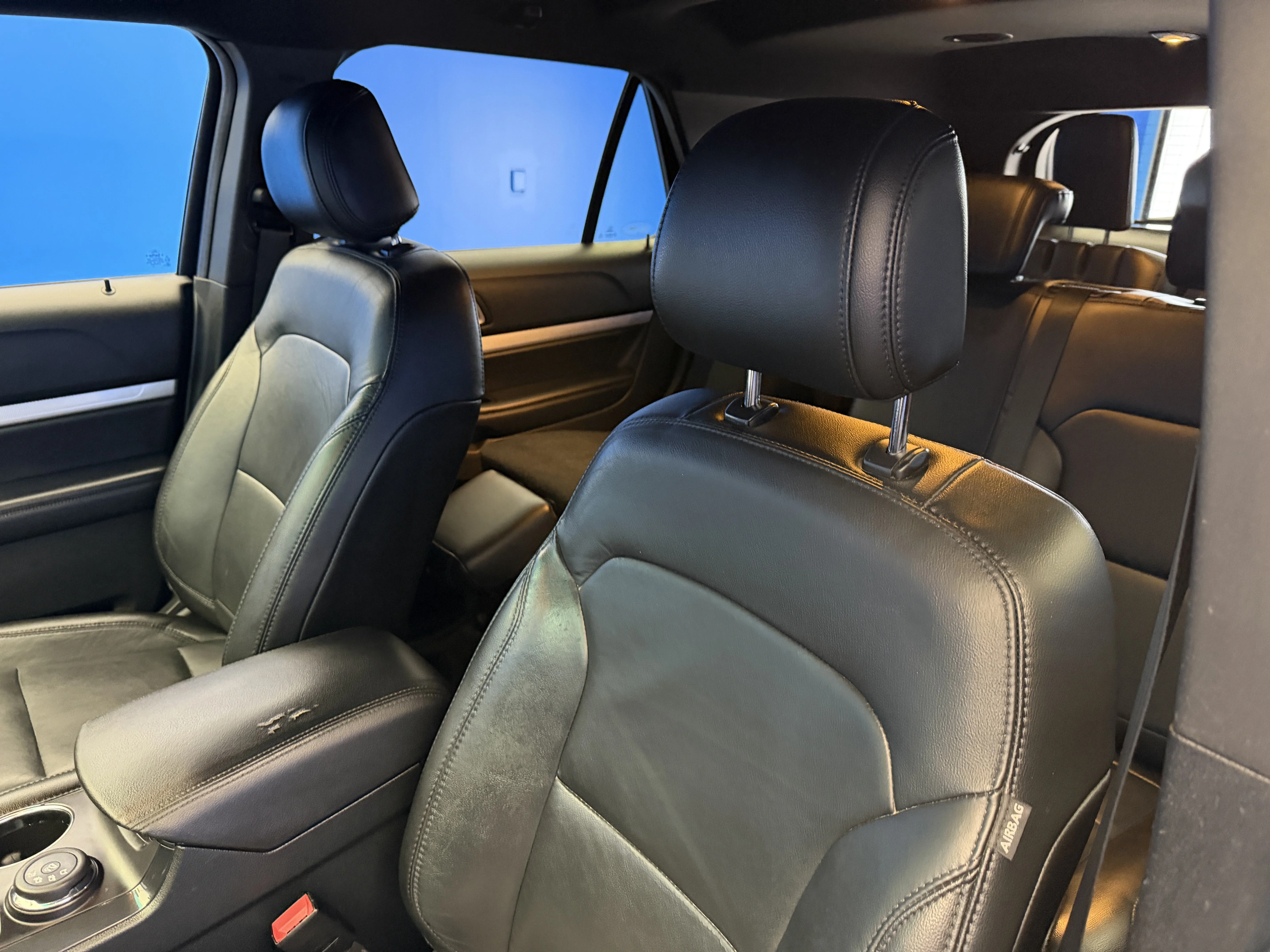 Used 2016 Shadow Black Ford XLT image 12