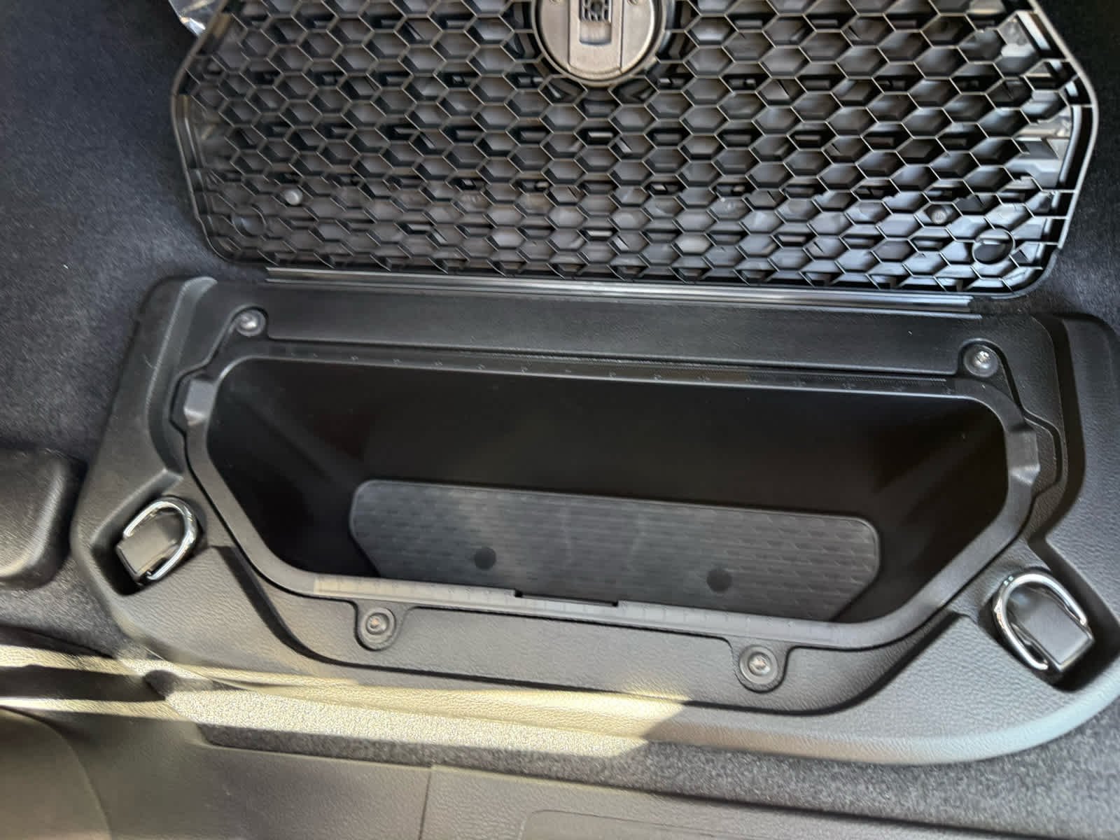 New 2026 Bright White Clearcoat Ram Laramie image 28