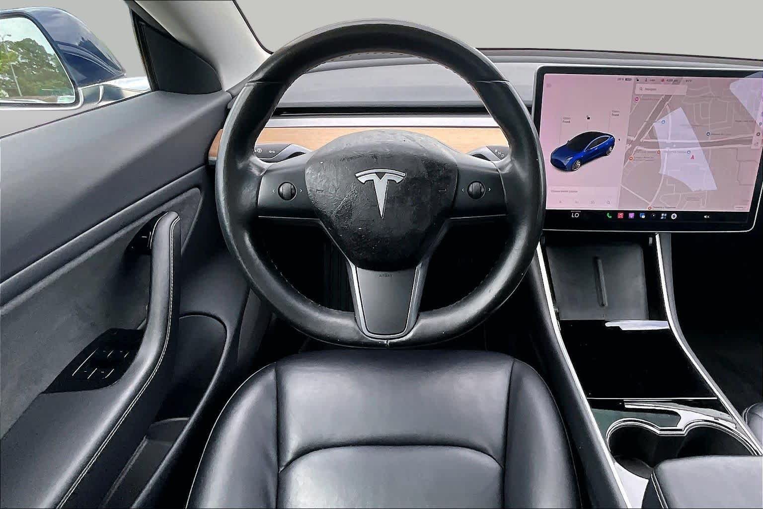 Used 2018 Pearl White Multi-Coat Tesla Long Range Battery image 5