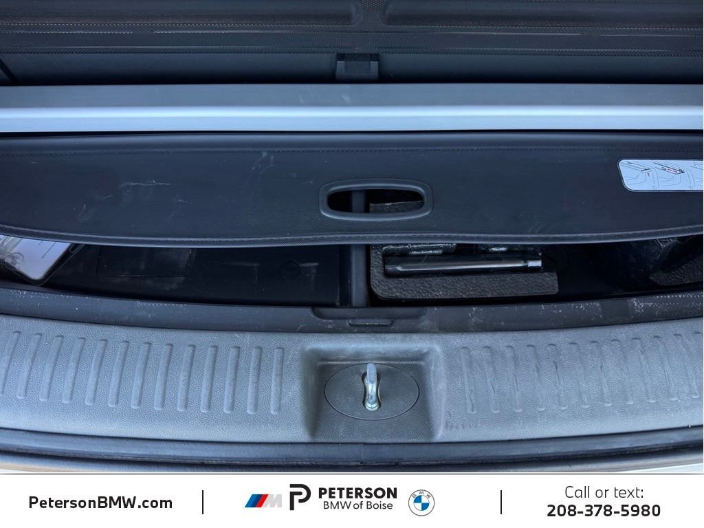 Used 2016 Silver Kia EX image 11