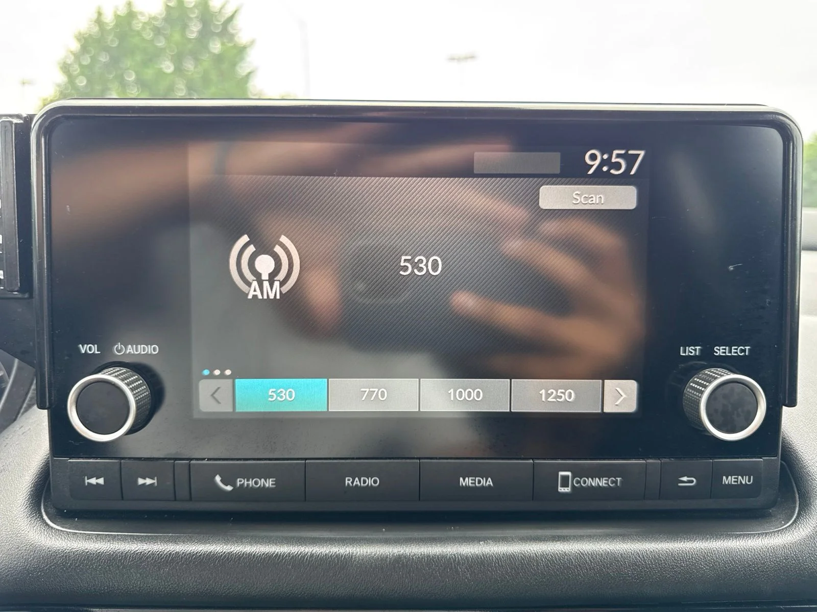 Used 2024  Honda Sport image 5