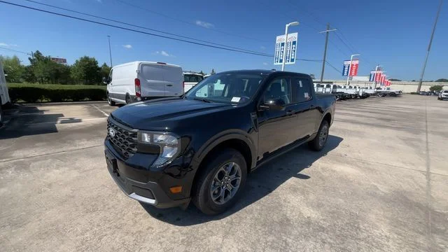 New 2026 Shadow Black Ford XLT image 5