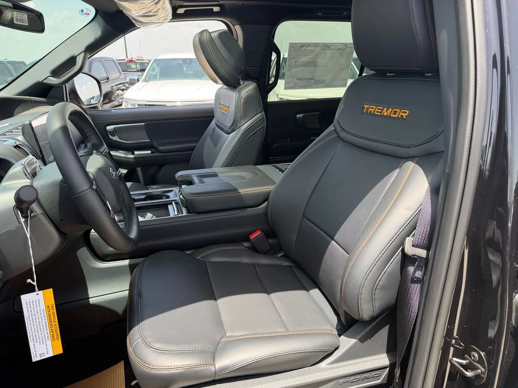 New 2027 Agate Black Metallic Ford Tremor® image 6