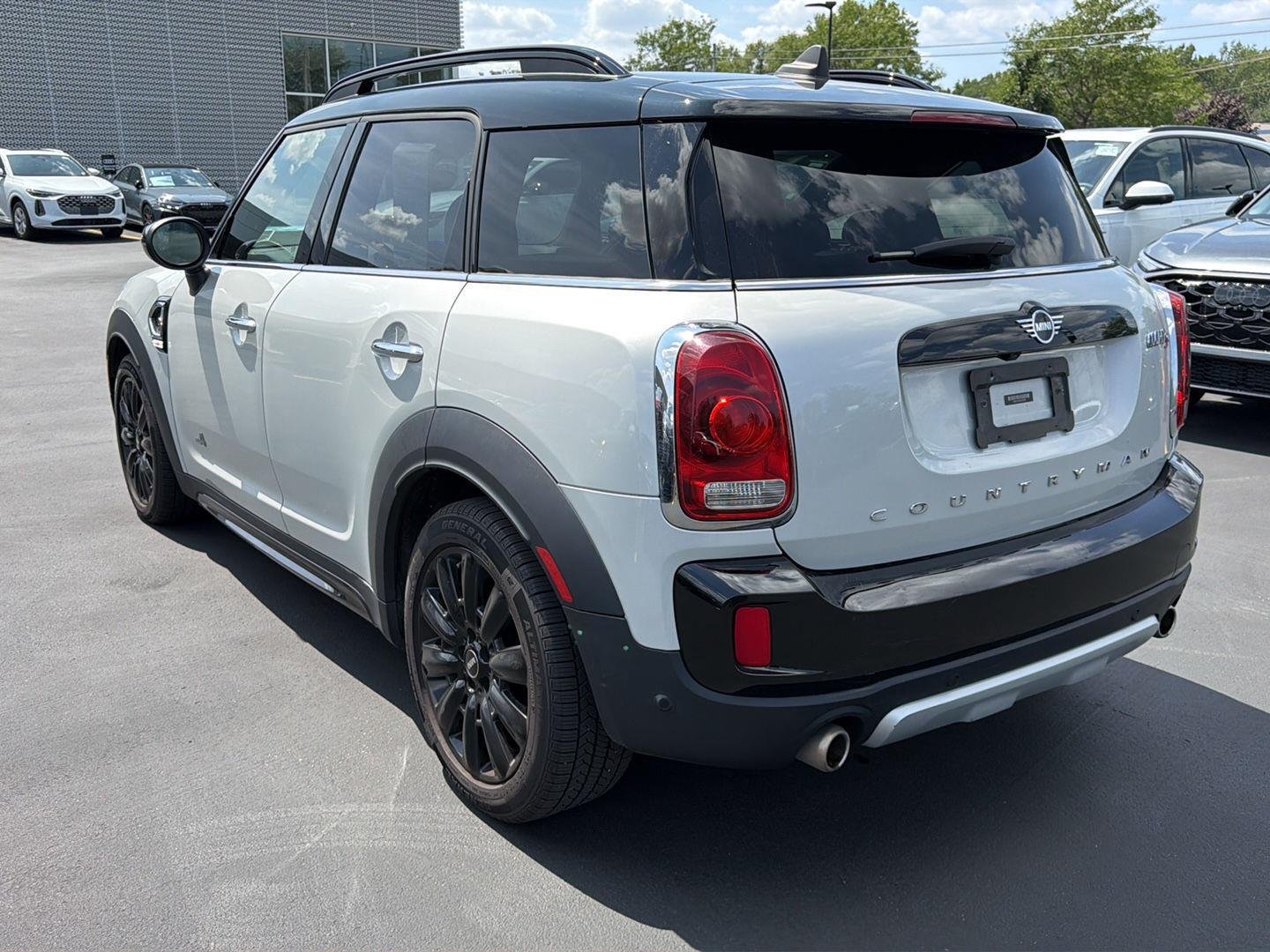 Used 2020 White SIlver Edition MINI Cooper S image 3