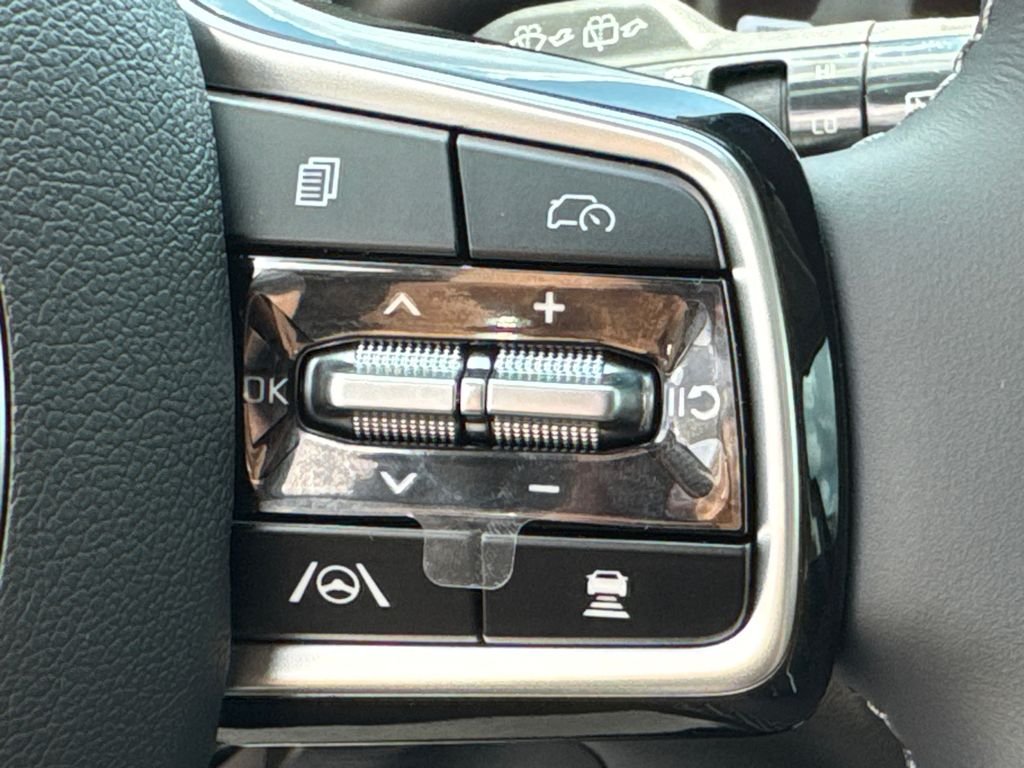 Used 2025 Gray Kia S image 26