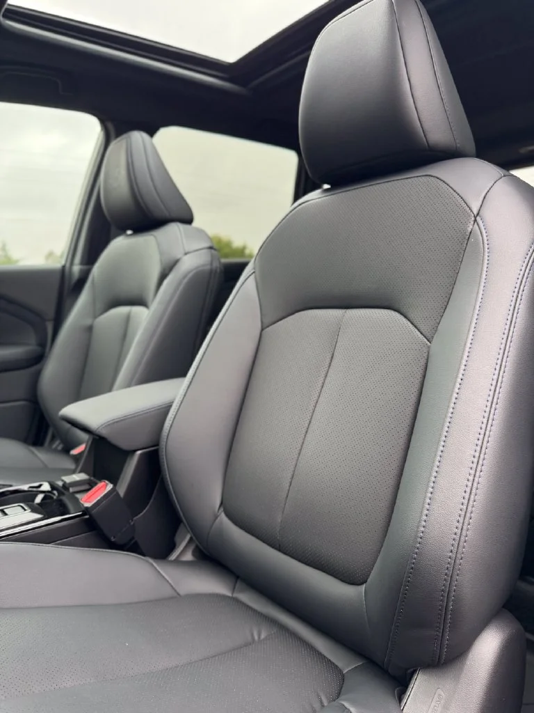 New 2026 CRYSTAL BLACK SILICA Subaru Limited Hybrid image 31