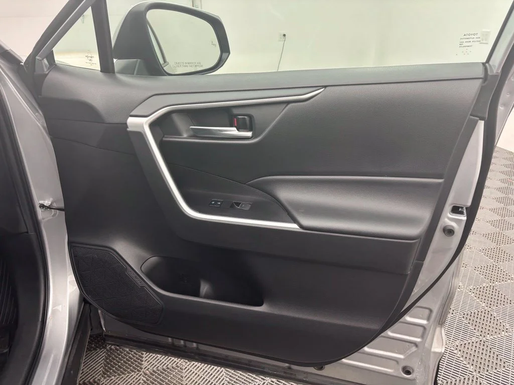 Used 2022 Silver Toyota SE image 29