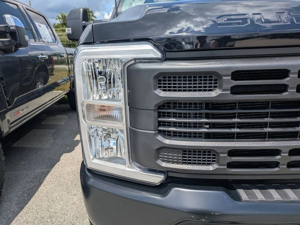 Used 2026 Black Ford XL image 10
