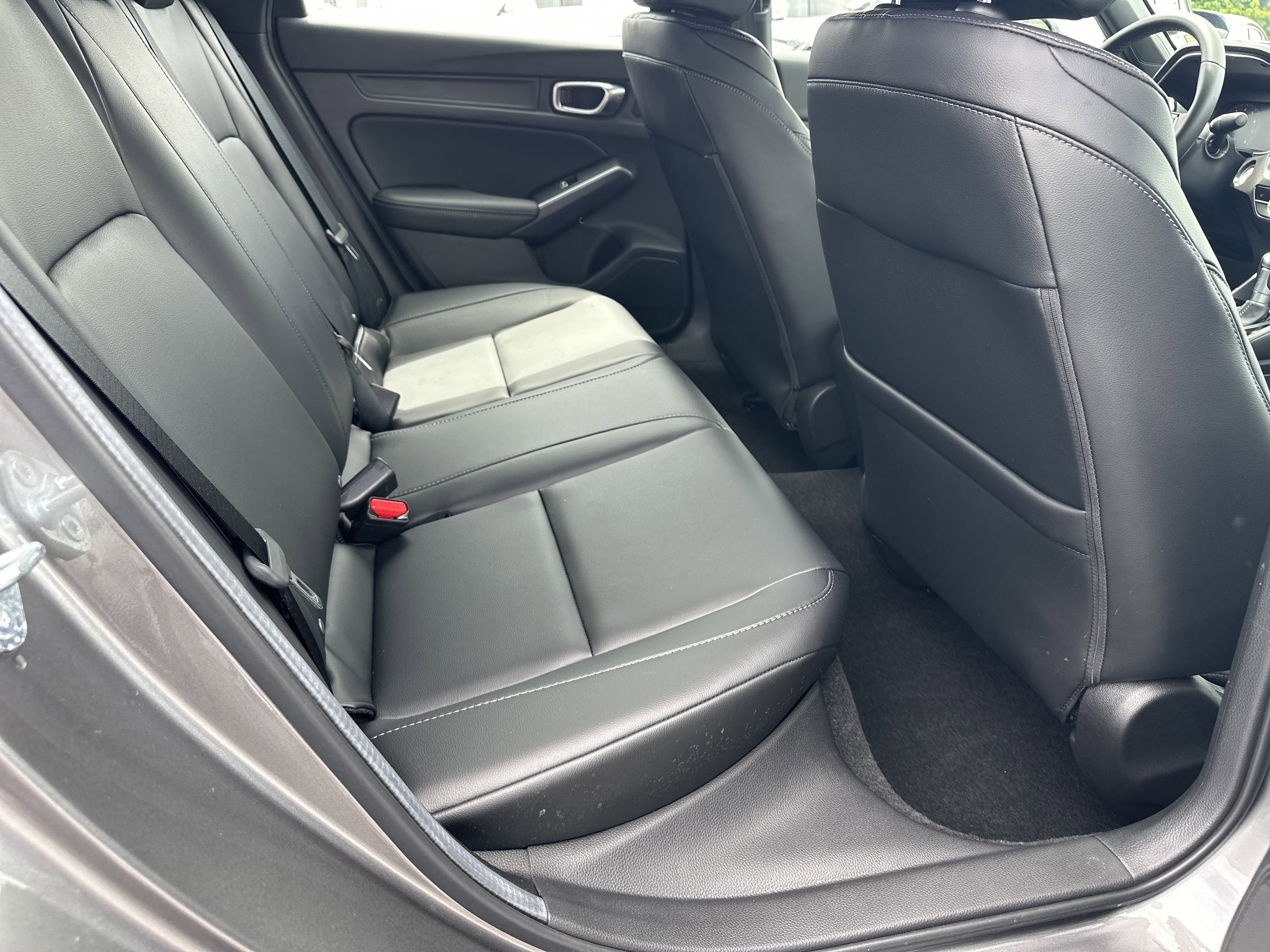 Certified Used 2025 Liquid Carbon Metallic Acura w/A-Spec Package image 17