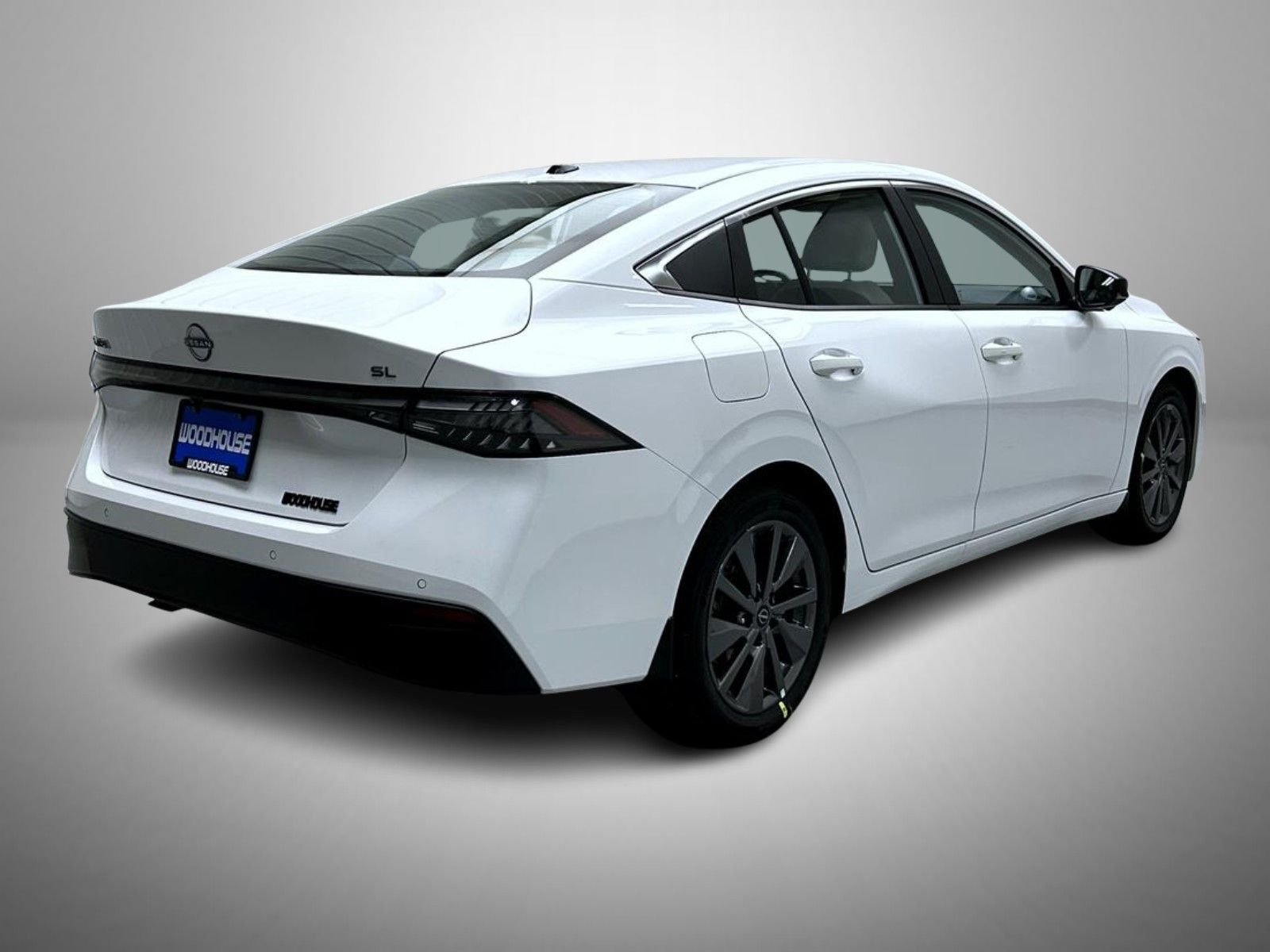 New 2026 Aspen White TriCoat Nissan SL image 5