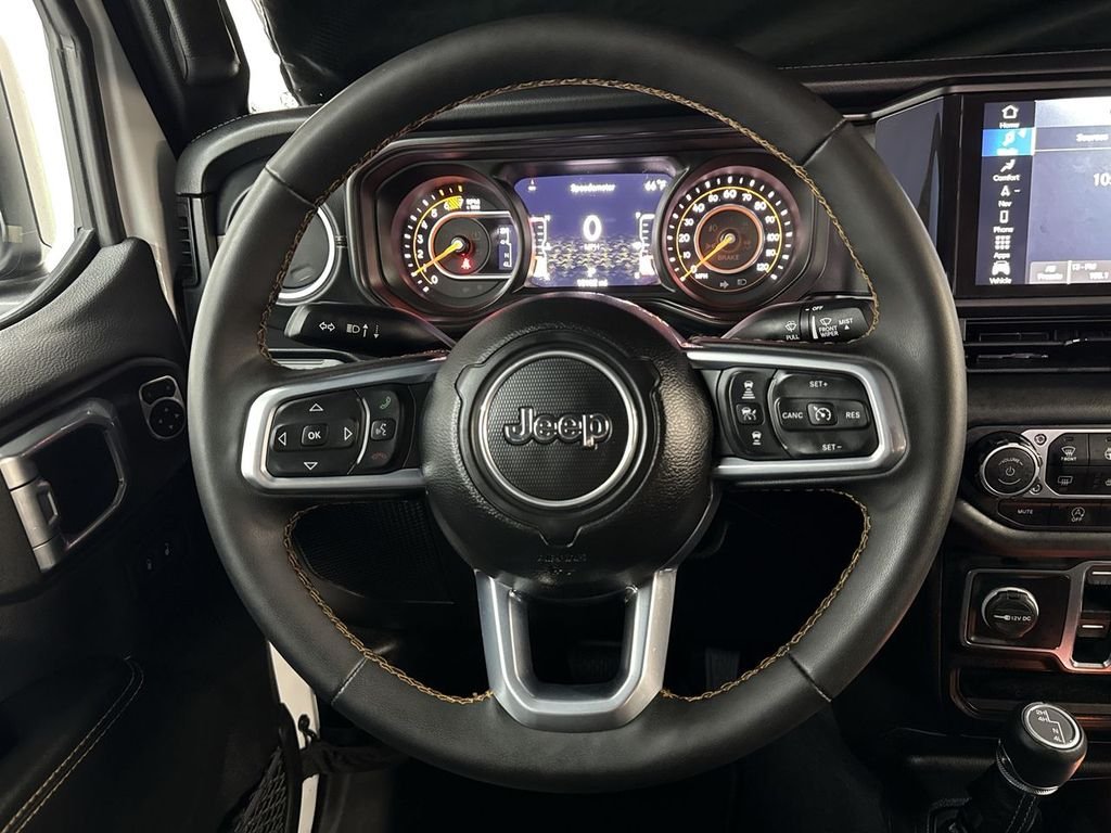 Used 2024 Bright White Clearcoat Jeep Sahara image 22