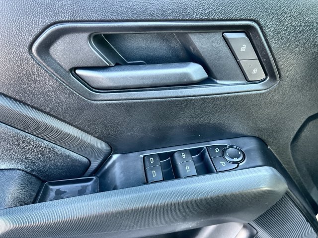 2026 Chevrolet Colorado photo 17 of 35