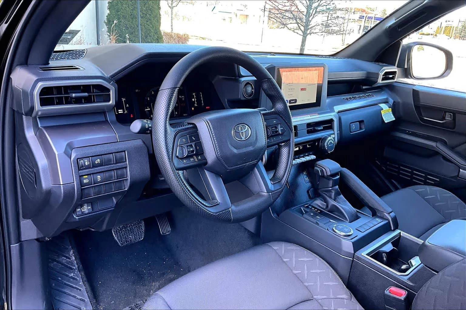 2026 Toyota Tacoma SR5 - Photo 8